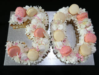 Number 30 Birthday Cake